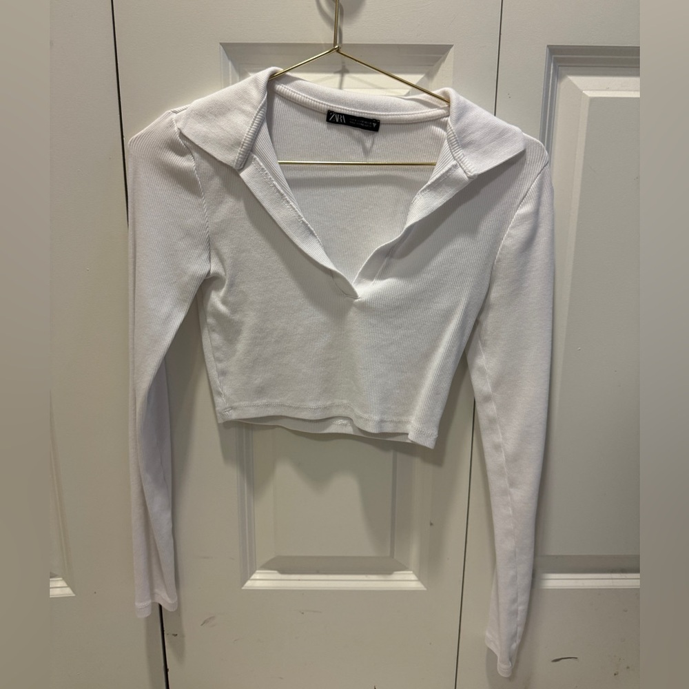ZARA Cropped Collared Long Sleeve Top, size Small